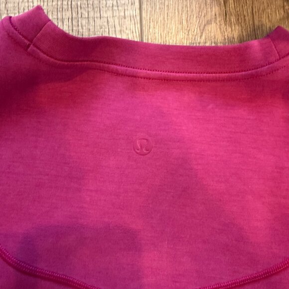 Lululemon Magenta Cropped Top Softstreme Short Sleeve - Picture 14 of 16